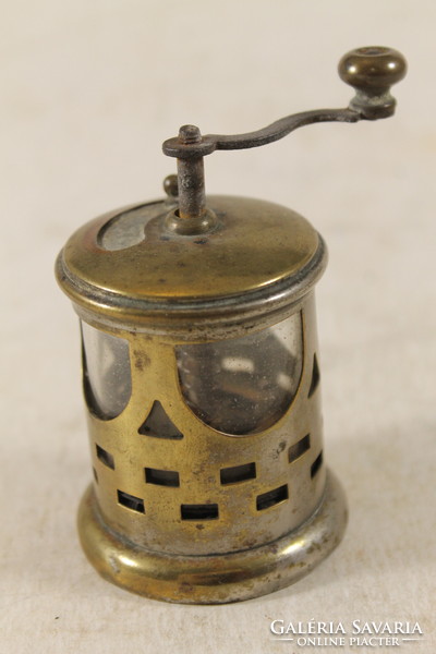 Antique copper pepper grinder 230