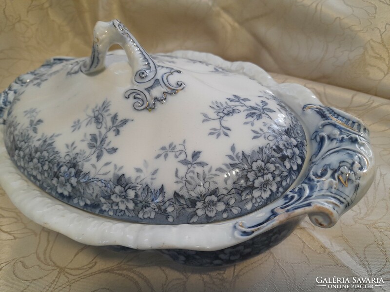 Antique English bowl with lid