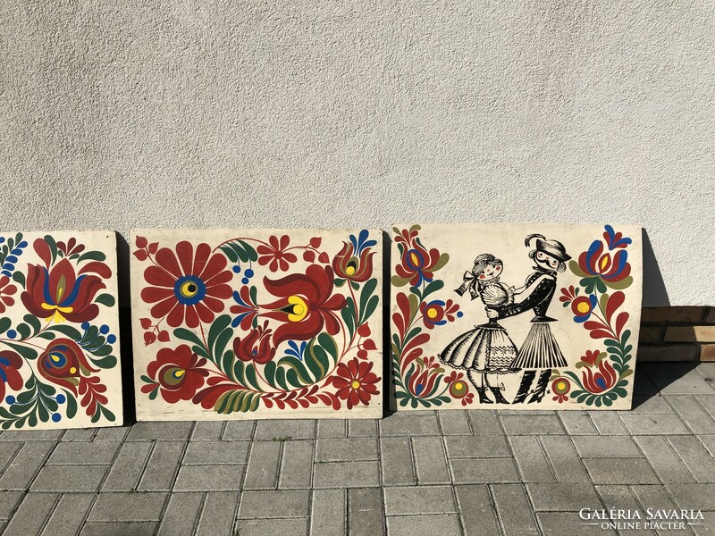 4 Hand-painted folk motifs painted on the pozdor