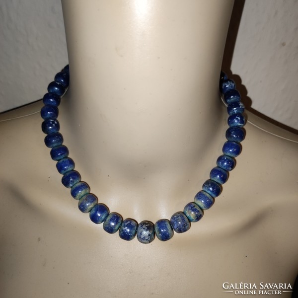 Ceramic necklace with sodalite effect 41cm