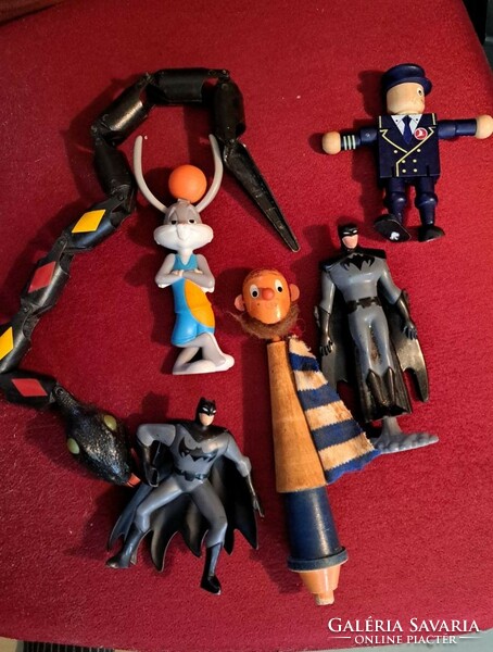 6 retro toy figures, batman. Rattlesnake. Etc.