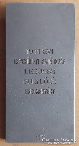 Súlylökés 1941. 79x35mm . Érem , plakett . (posta van)  !