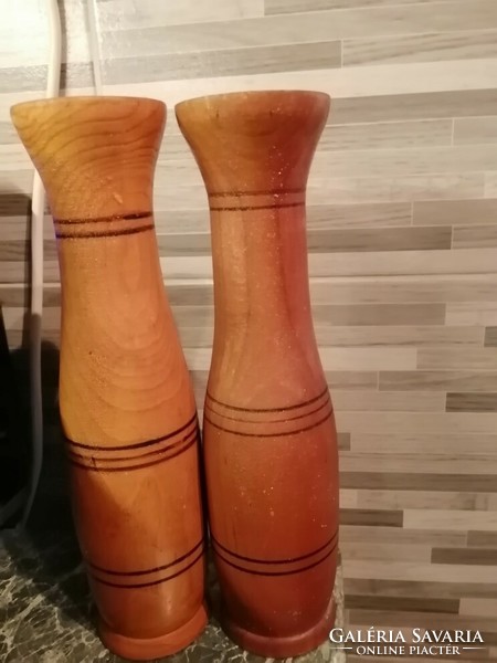 Régi fa váza vagy gyertyatartó párban