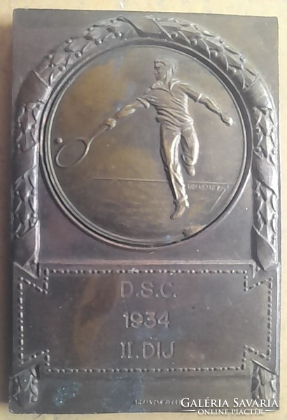Debreceni Sport Club . DSC Tenisz 1934. 60x41mm . Érem , plakett . (posta van)  !