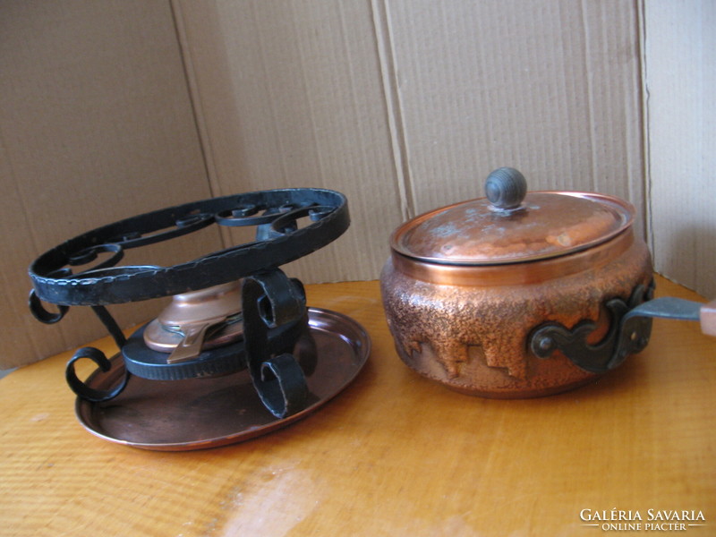 Copper-iron fondue set