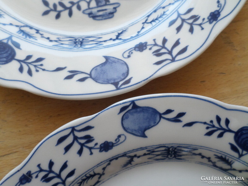 4 pcs boch belgium onion pattern porcelain plate small plate 17.8 cm