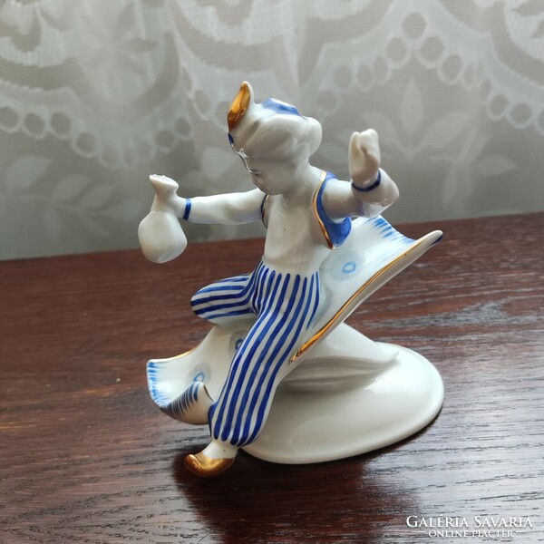 Ravenclaw Aladdin with flying carpet figure with first class marking