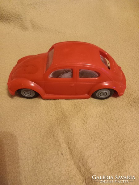 Retro record factory red volkswagen beetle flywheel toy car