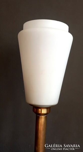 Bauhaus asztali lámpa,  tejüveg búrával ALKUDHATÓ design