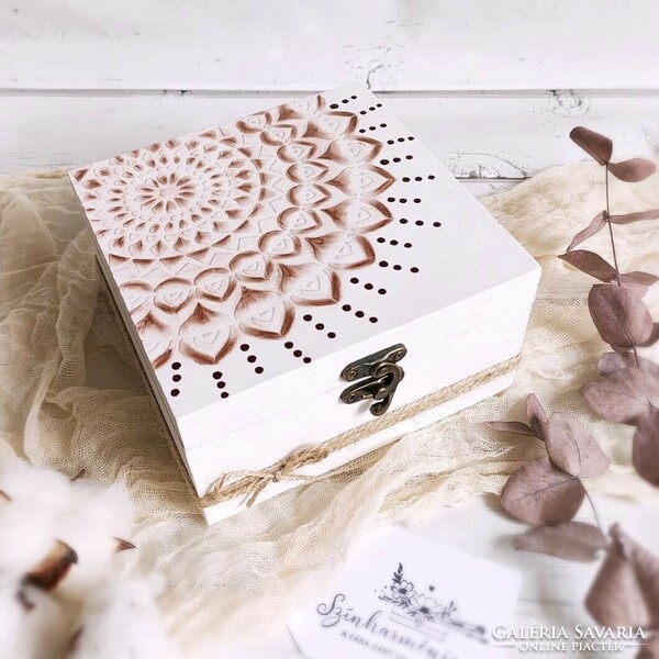 Gift box with soap - flood mandala