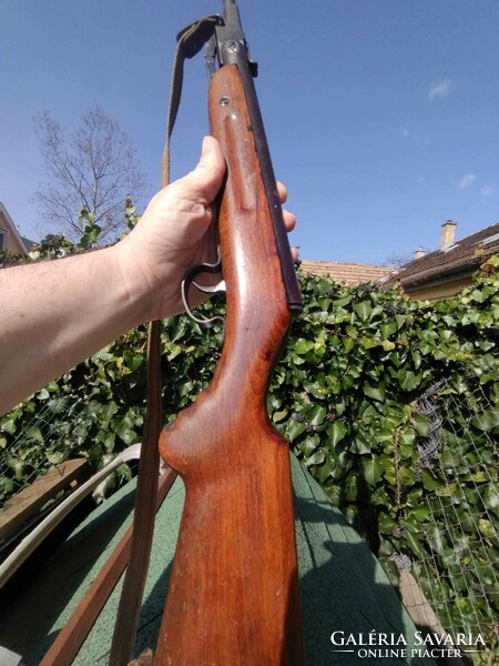 Lámpagyár Budapest air rifle with serial number