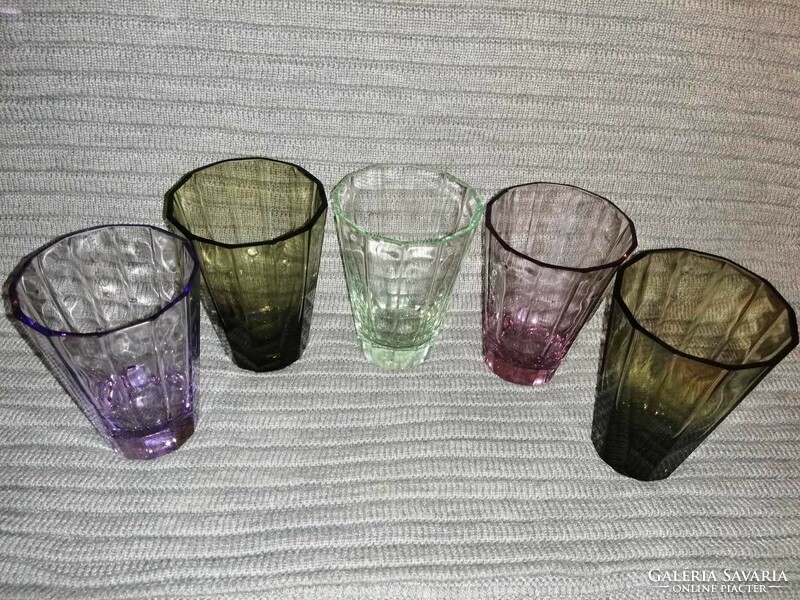 Szines üveg pohár 5 db (A7)