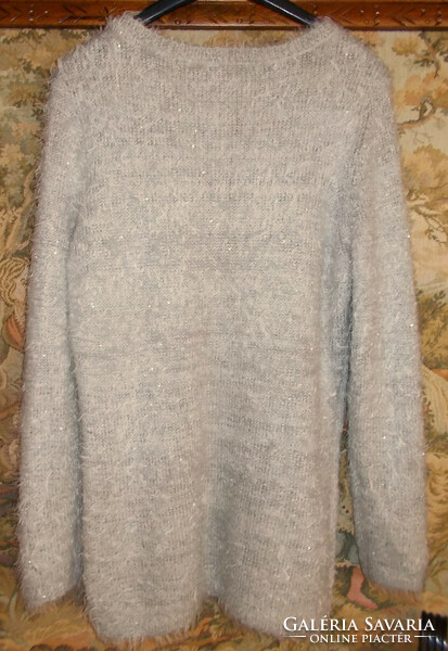Flitteres, ezüstszívű kötött pulóver. 44-es