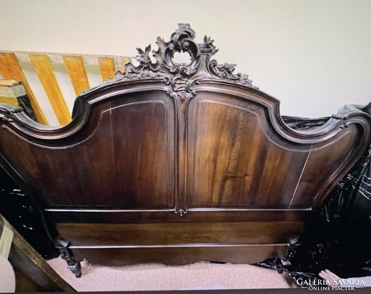 Baroque double bed