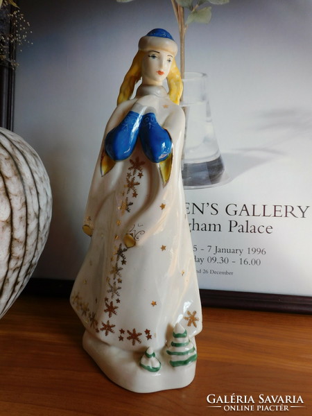 Hópelyhecske (Sznegurocska)- Polonne  porcelán mesefigura a szovjet érából 27 cm