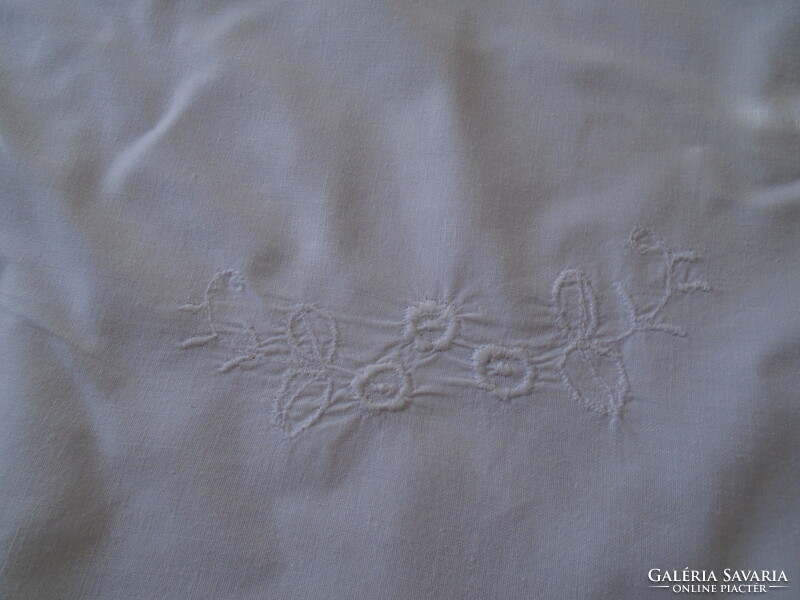 168 X 168 cm cotton, ribbon appliqué tablecloth, tablecloth.