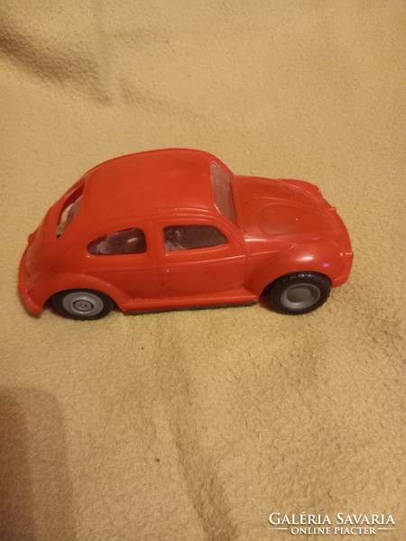 Retro record factory red volkswagen beetle flywheel toy car