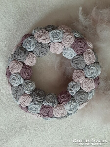 Rózsás textil koszorú (28cm)