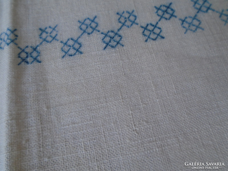 155 X 123 xm unstitched linen tablecloth.