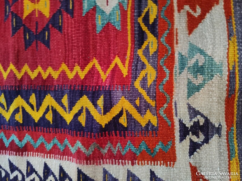 Vintage gyapjú kilim faliszőnyeg