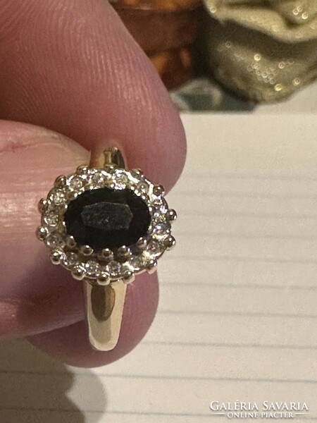 14Kr daisy-style gold ring decorated with beautiful sapphires and brilles for sale! Price: 98.000.-