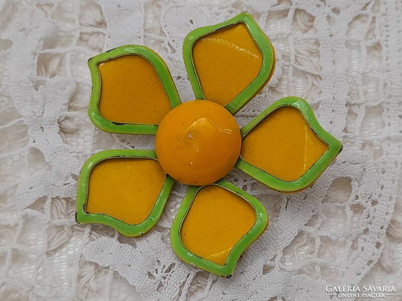 Retro flower brooch, enameled metal, 5.5 cm