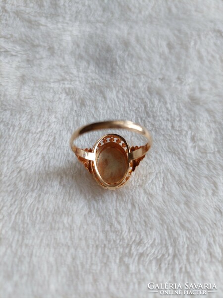 Antique gold ring