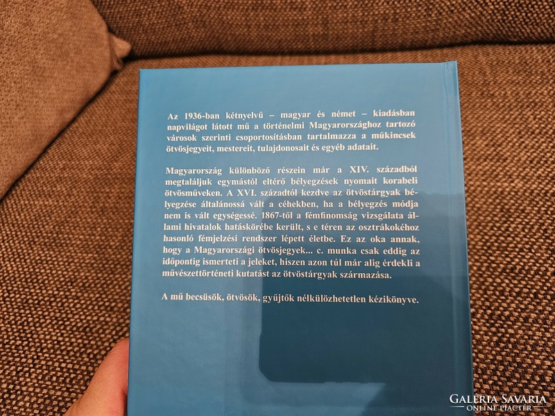 Kőszeghy Elemér Magyarországi ötvösjegyek a középkortól 1867-ig