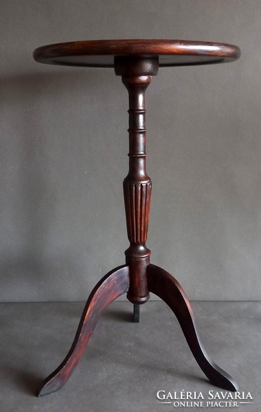 Three-legged wooden folding table, negotiable, Art Nouveau