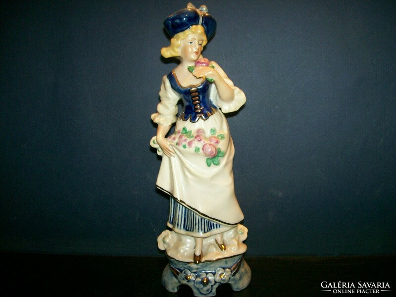 NÉMET PORCELÁN   FIGURA