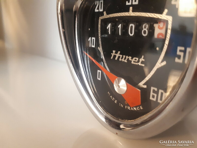 Beautiful French Huret analog kilometer clock with chrome frame