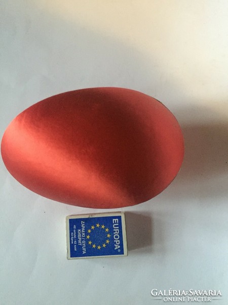 Old silk, larger Easter paper egg