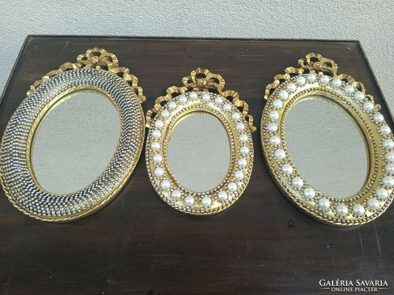 3 beautiful vintage wall mirrors. Negotiable.