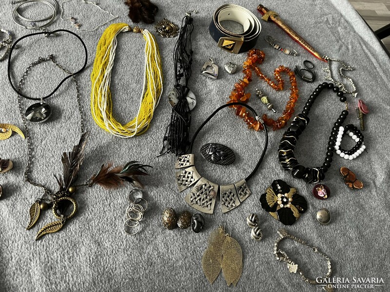 Women's jewelry package 1.