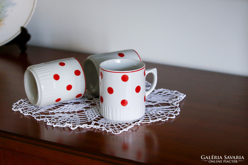 Zsolnay, red-dotted, skirted mugs. Price/pcs