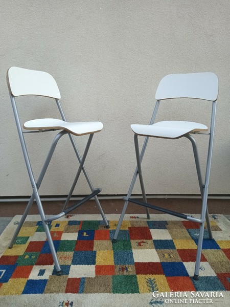 Ikea design modern bar stool. Negotiable.