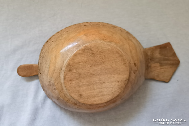 Duck drinking bowl / bowl carved wood carving