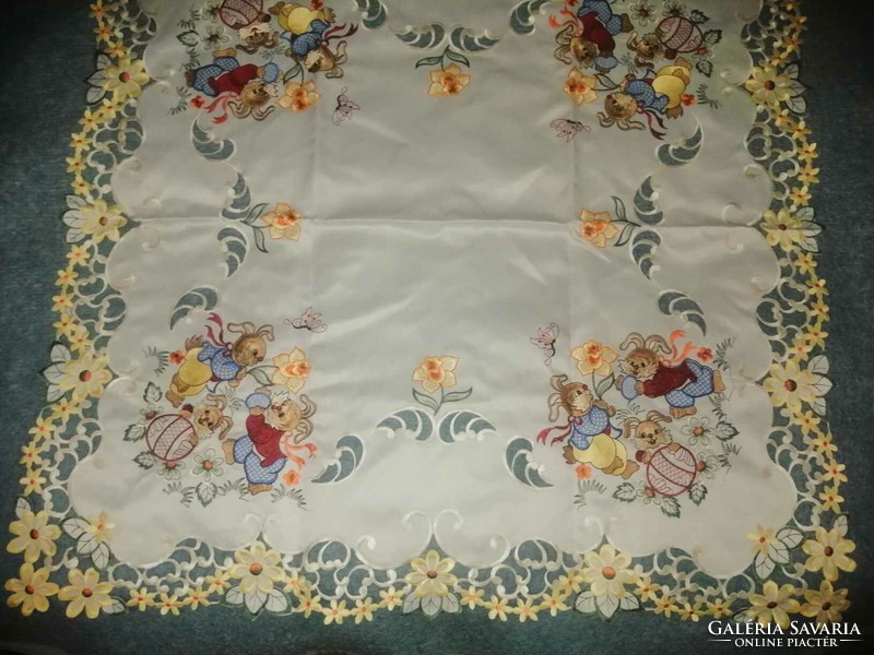 Easter bunny tablecloth, never used! 85*85 cm