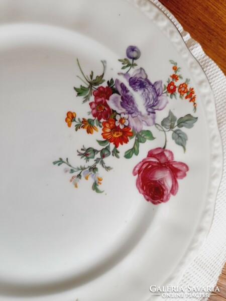 éva Zsolnay flower-patterned dinnerware with silver border, 25 pieces