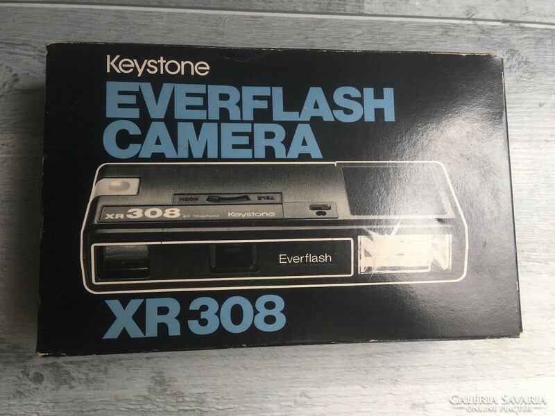Retro American camera, keystone everflash xr 308