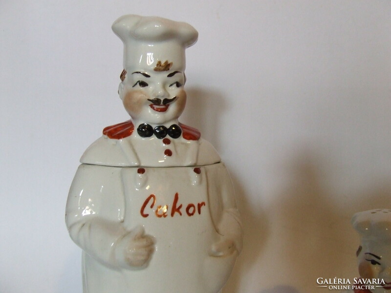 Régi nagyon aranyos figurális porcelán cukortartó és borsszóró, fűszertartó -szakács,kukta figura