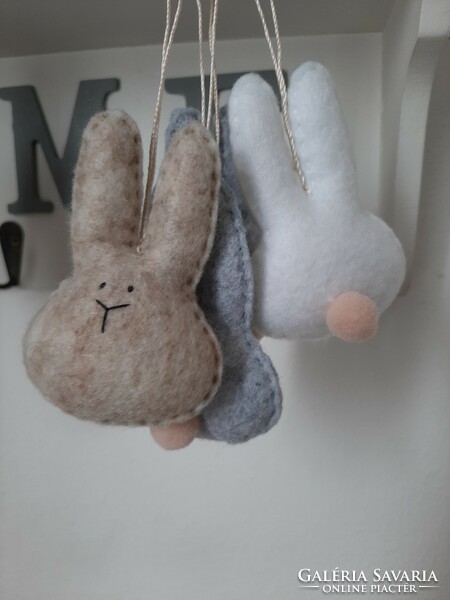 Easter felt bunnies (grey, brown, white)