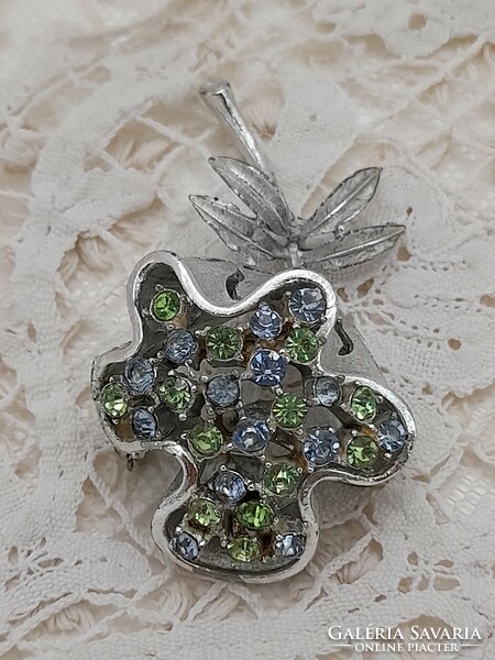 Coro rhinestone vintage brooch, 6.5 cm