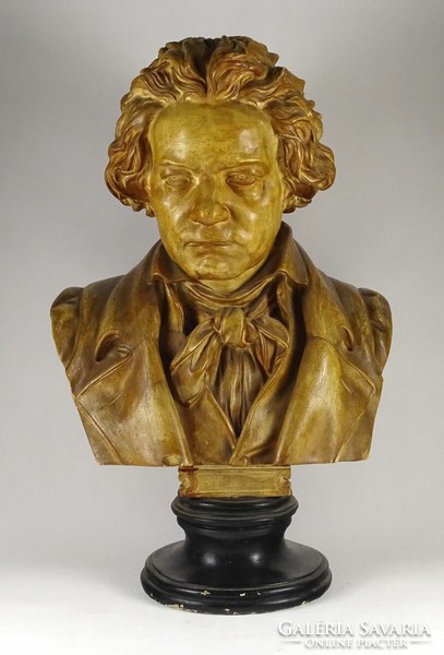 1P871 XX. századi művész : Beethoven nagyméretű gipsz büszt 67 cm