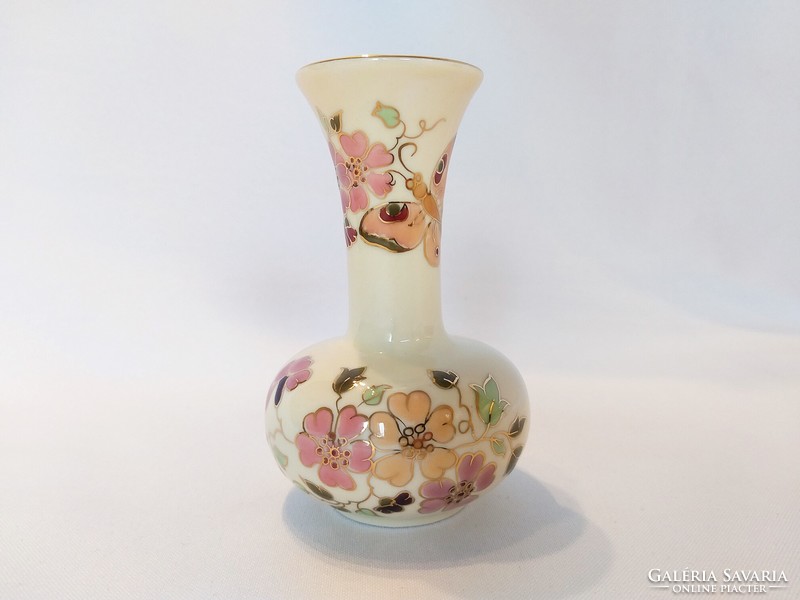 Butterfly vase with a narrow neck by Zsolnay (no.: 24/250.)