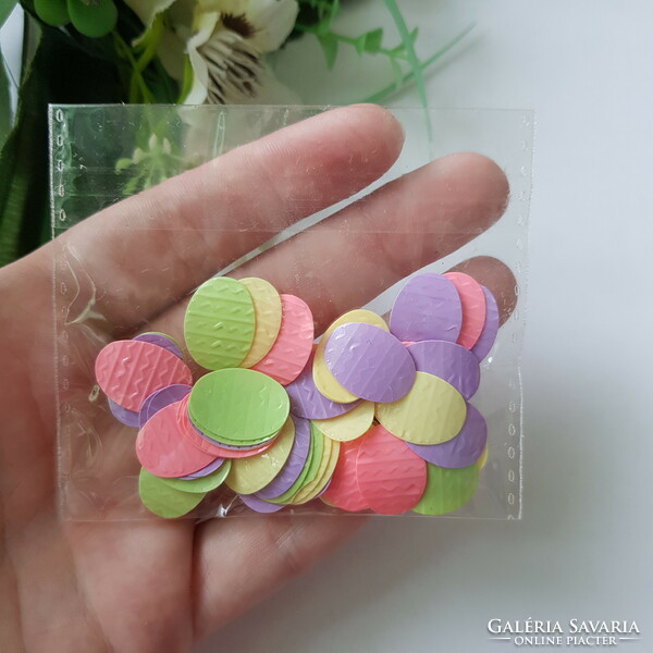 3G colored, embossed, egg-shaped Easter confetti, decoration