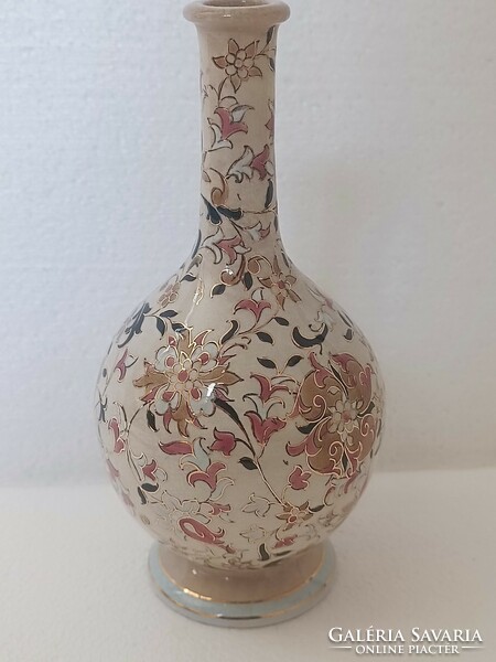 Zsolnay? Schütz? Golden contour ivory base vase