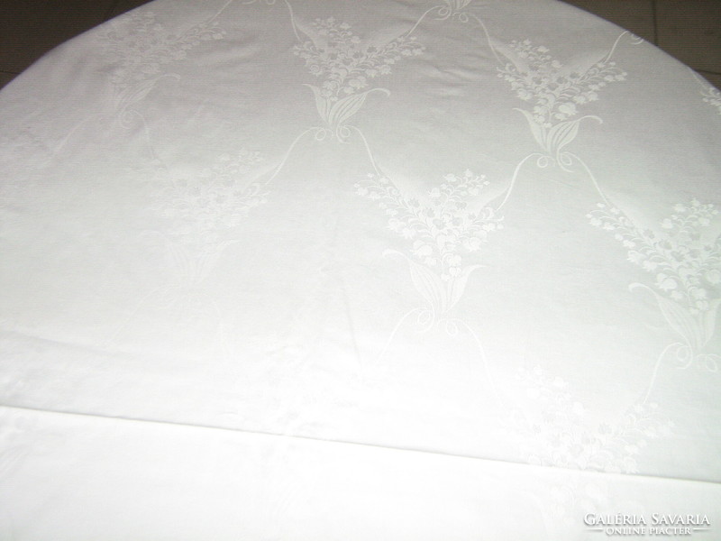 Beautiful snow-white damask duvet cover with special lily flower pattern
