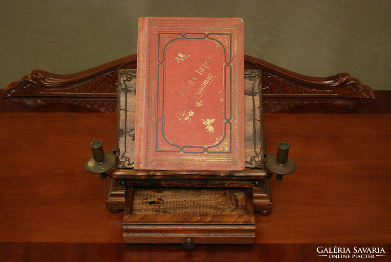 Antique reading holder