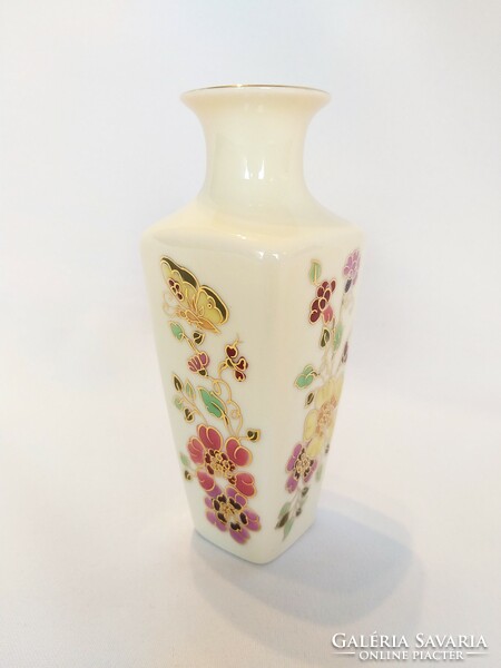Zsolnay's hand-painted square butterfly vase. In perfect condition! (No.: 24/247.)